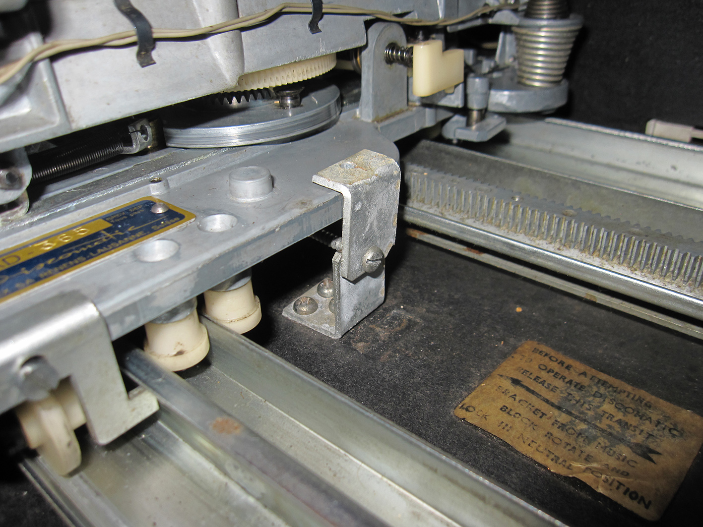 Bulb and amplifier wiring